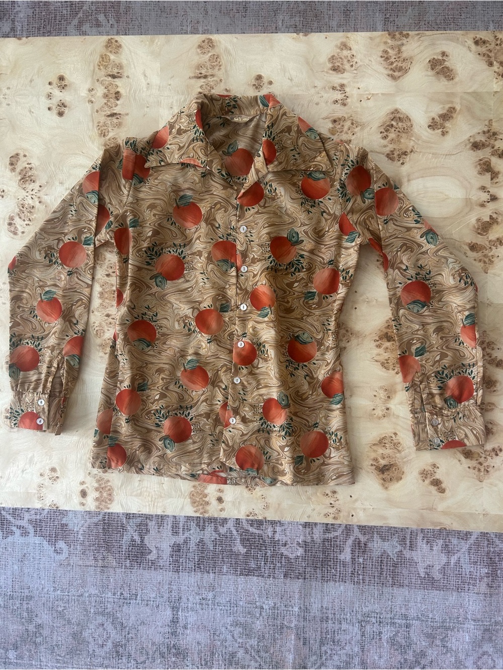 Vintage Peach Print Button-Up Shirt - Tan & Orange: Pssst it’s Gailords
